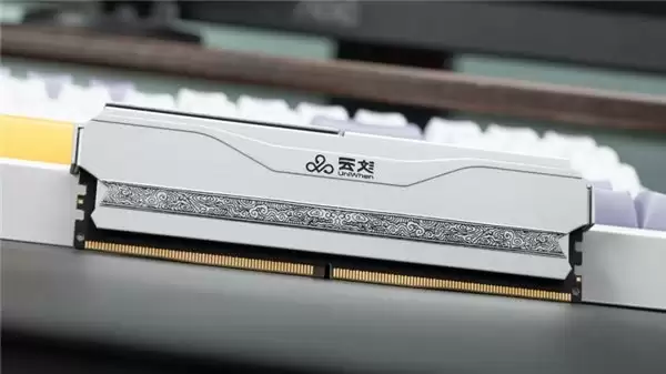 开学季丨文娱两不愁，新学期有这套配置就够了