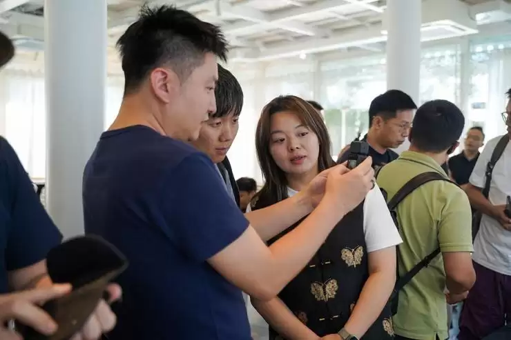 光子跃迁发布个人智能影像生态:以全链路AI与万物共振,作答“下一代影像”