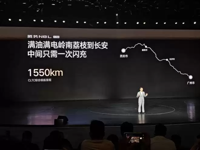 28.99万起!放弃理想选它?这台5.2米巨无霸,转弯竟比轿车还溜