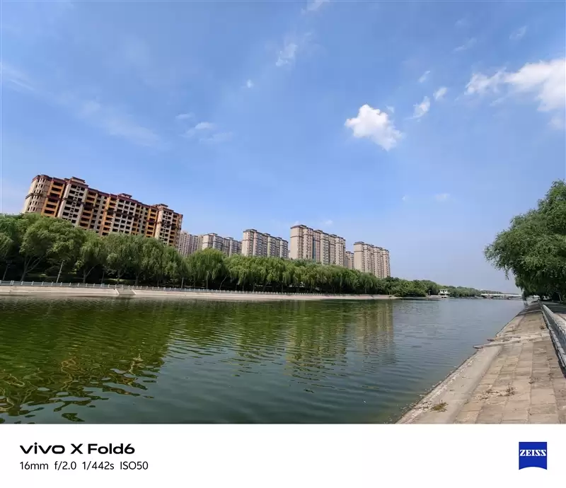 超强小V单同款影像系统 vivo X Fold6手机全面评测:一款用出了电脑味儿的大折屏