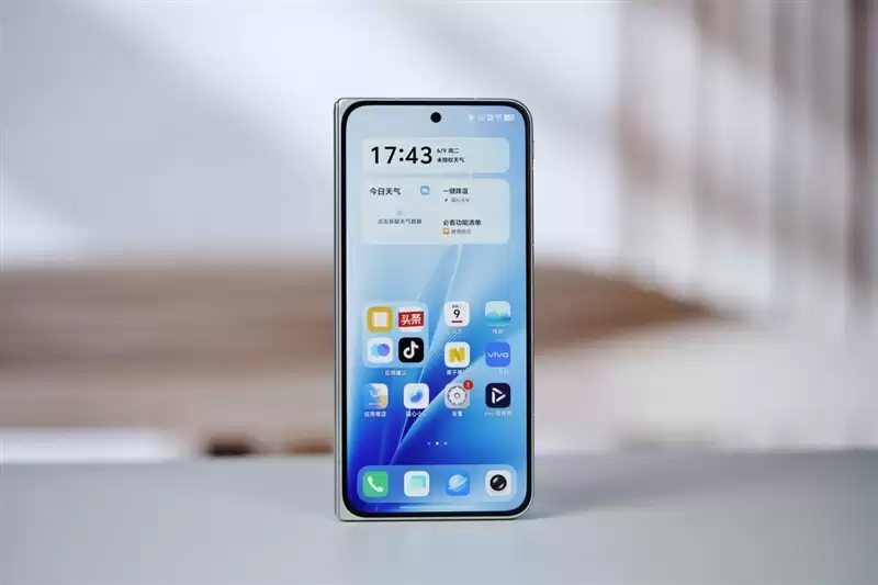 超强小V单同款影像系统 vivo X Fold6手机全面评测:一款用出了电脑味儿的大折屏