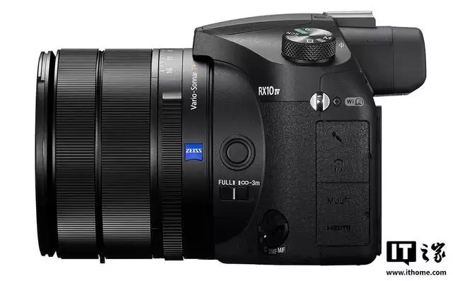 索尼7月双连发?消息称FX5电影机、RX10 V相机在路上
