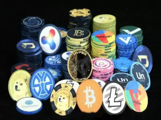 加密货币与代币对比示意图展示两者差异
