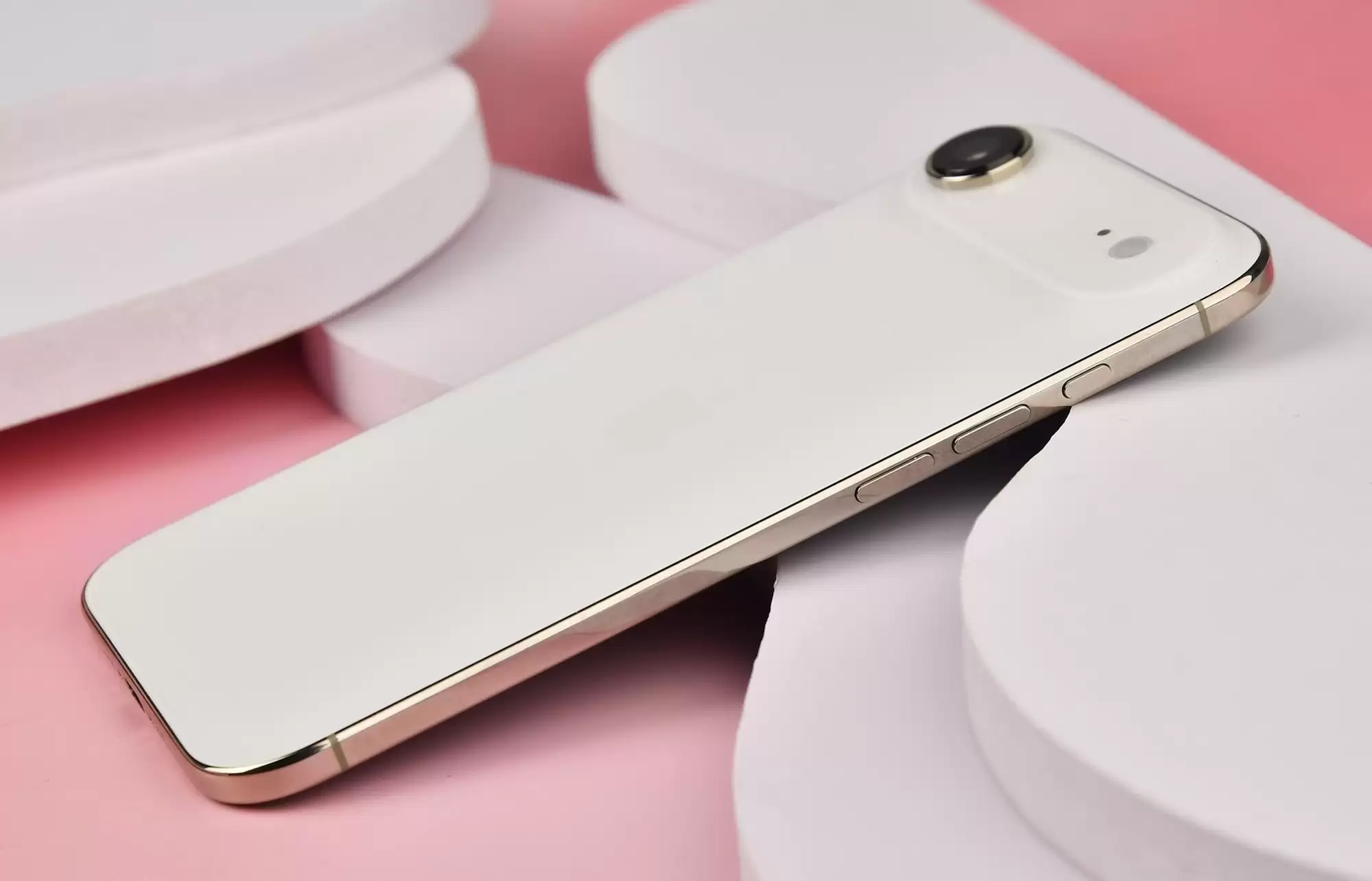 或是明年唯一超轻薄旗舰，iPhone Air 2值不值得等？