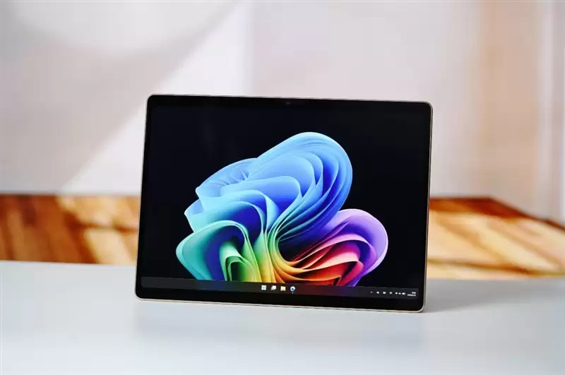 新一代 Surface Pro,13英寸评测:性能能效进步巨大 核显媲美最新X86