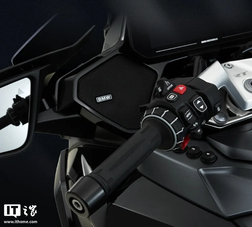 31.99 万元，全新宝马 BMW R 1300 RT 摩托车上市