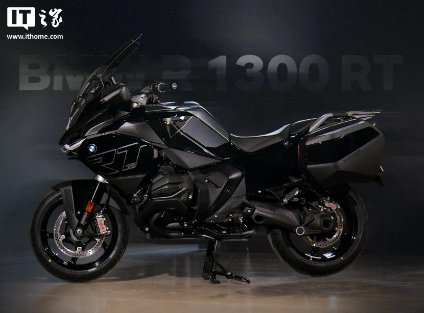 31.99 万元，全新宝马 BMW R 1300 RT 摩托车上市