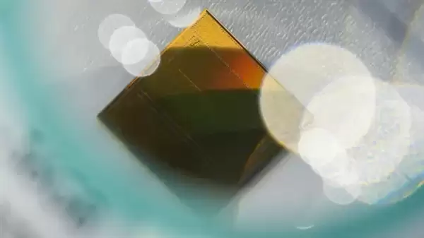 65nm做AI芯片能效远超A100!SK海力士这次玩大了