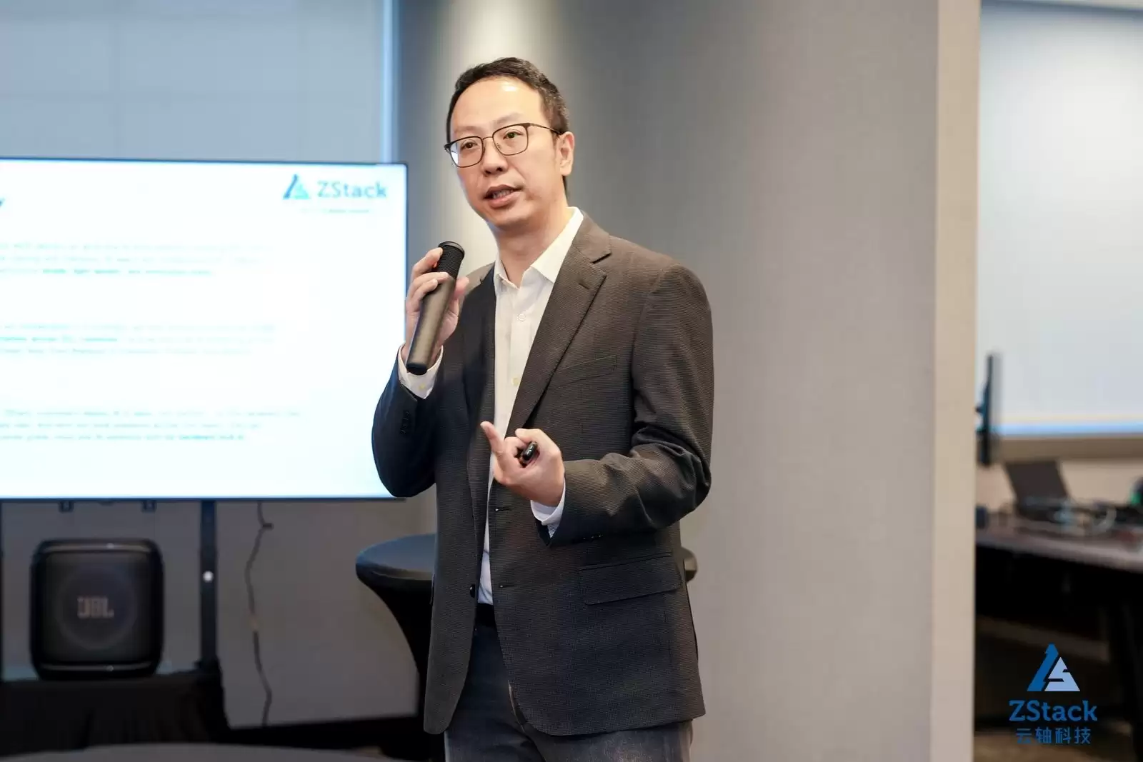 璀璨新程｜ZStack马来西亚正式启航：以吉隆坡为支点，共赴AI原生未来