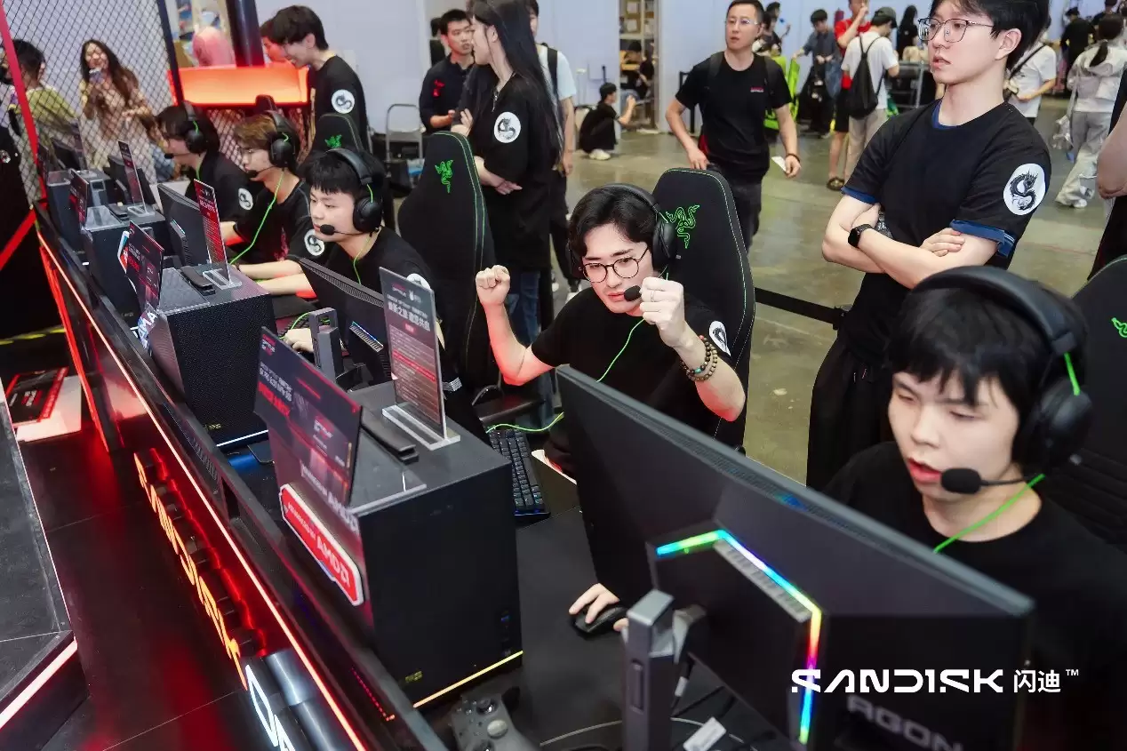 闪迪BW2026： 青春热血不负韶华 共同谱写年轻派存储新篇章