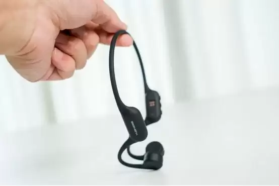 游泳戴运动耳机应该怎么选？园世 Beta Pro 骨传导耳机体验：运动耳机该关注的不只是音质