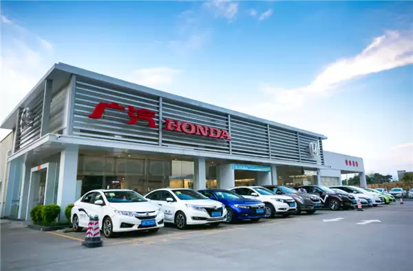把你的车悄悄弄坏再修好 这其实是4S店的基本操作