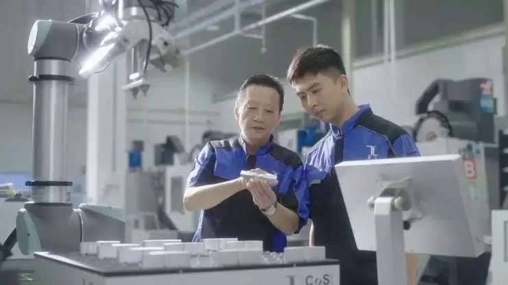 从橡胶圈生产跃升机器人研发:一家珠三角家族工厂的数智化进化