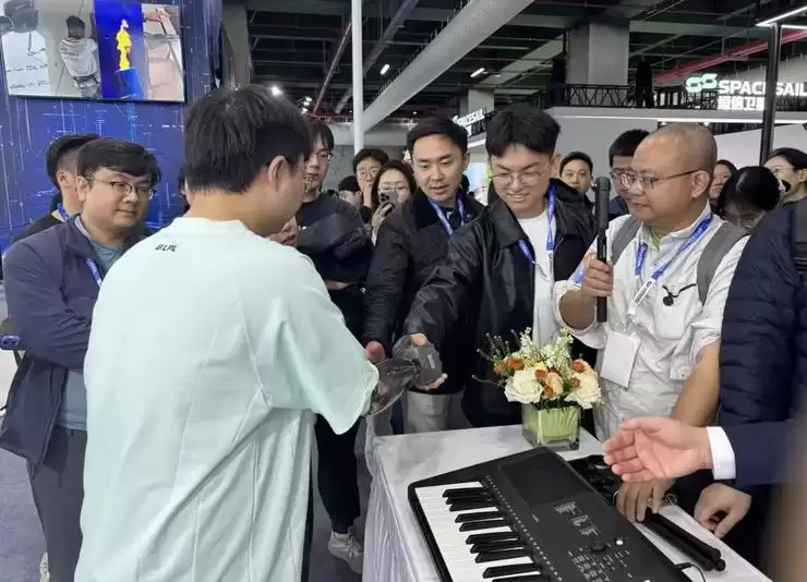 AWE 2026 探展回顾:30人大佬团,0距离对话明星企业CXO