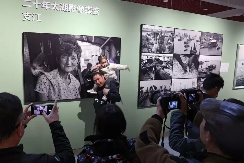 第十五届中国摄影艺术节在三门峡开幕 第十五届中国摄影艺术节在三门峡开幕