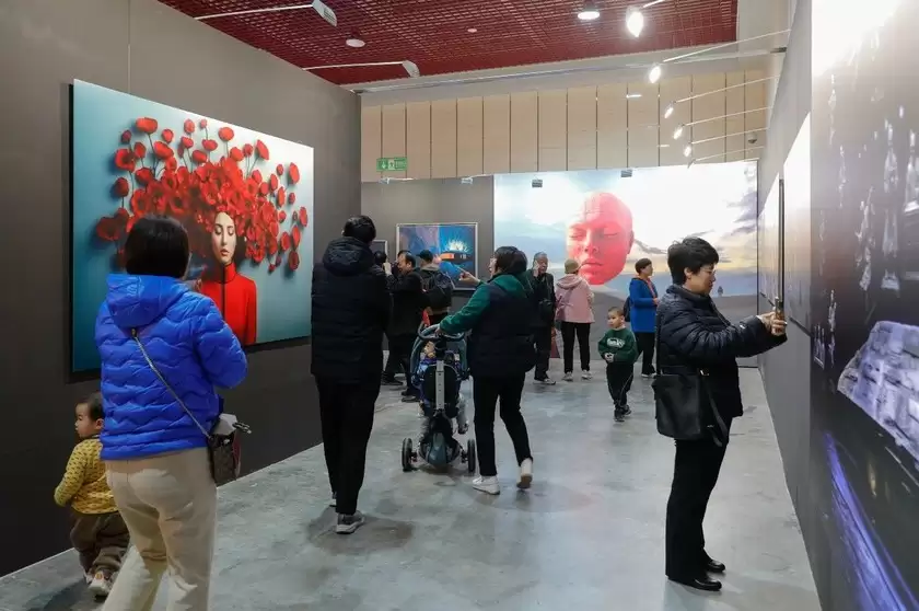 第十五届中国摄影艺术节在三门峡开幕 第十五届中国摄影艺术节在三门峡开幕