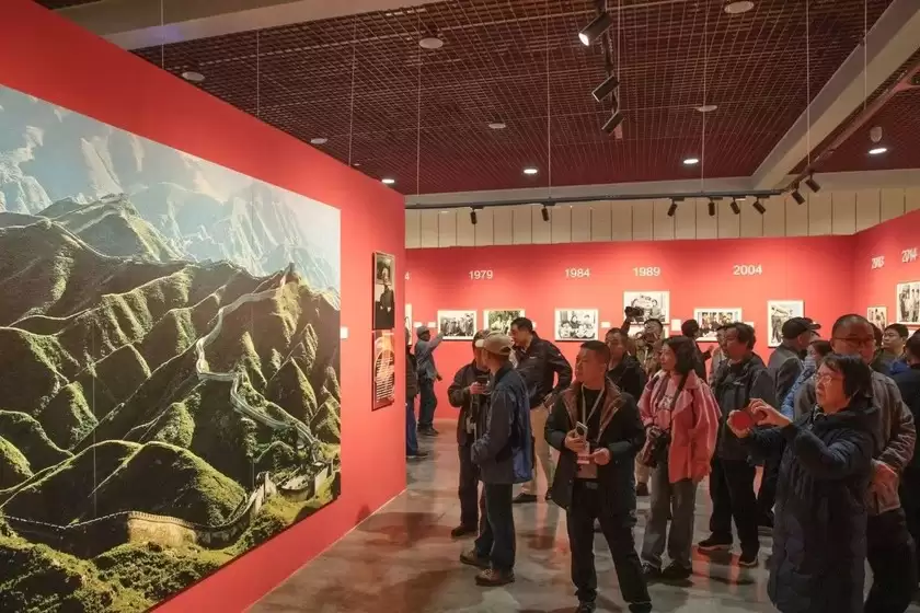第十五届中国摄影艺术节在三门峡开幕 第十五届中国摄影艺术节在三门峡开幕