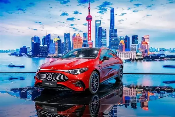 中国市场不买账了!奔驰纯电CLA L停产:6月新车注册量挂零
