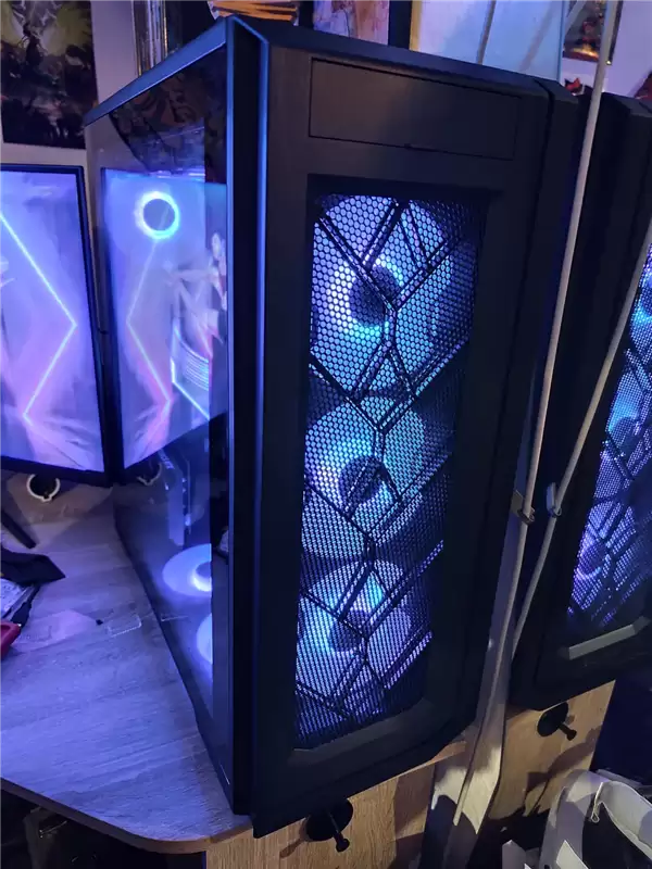 老卡别扔! RTX 3090+RTX 3050双卡组合:实测4K 144FPS