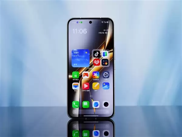 OPPO K15上手：主动散热+8000mAh电池 户外必备神器