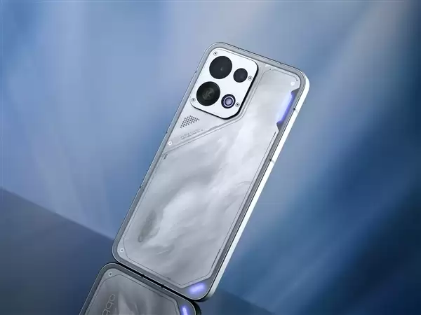 OPPO K15上手：主动散热+8000mAh电池 户外必备神器